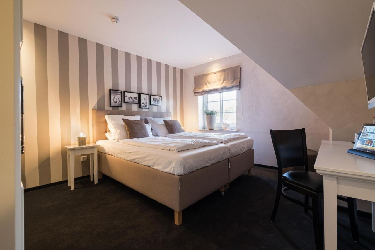 Eichhorns Hotel Niebull Ngoại thất bức ảnh