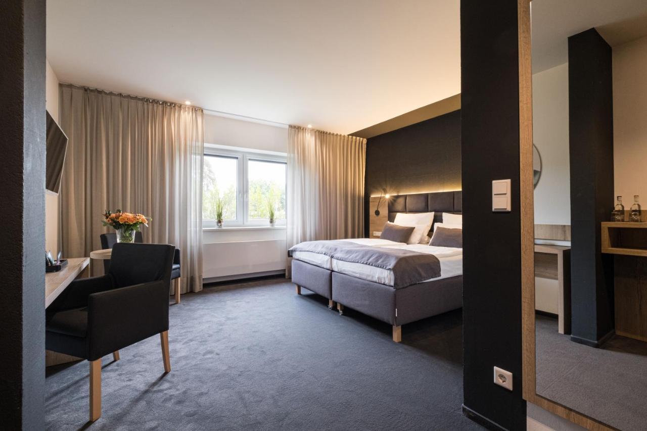 Eichhorns Hotel Niebull Ngoại thất bức ảnh